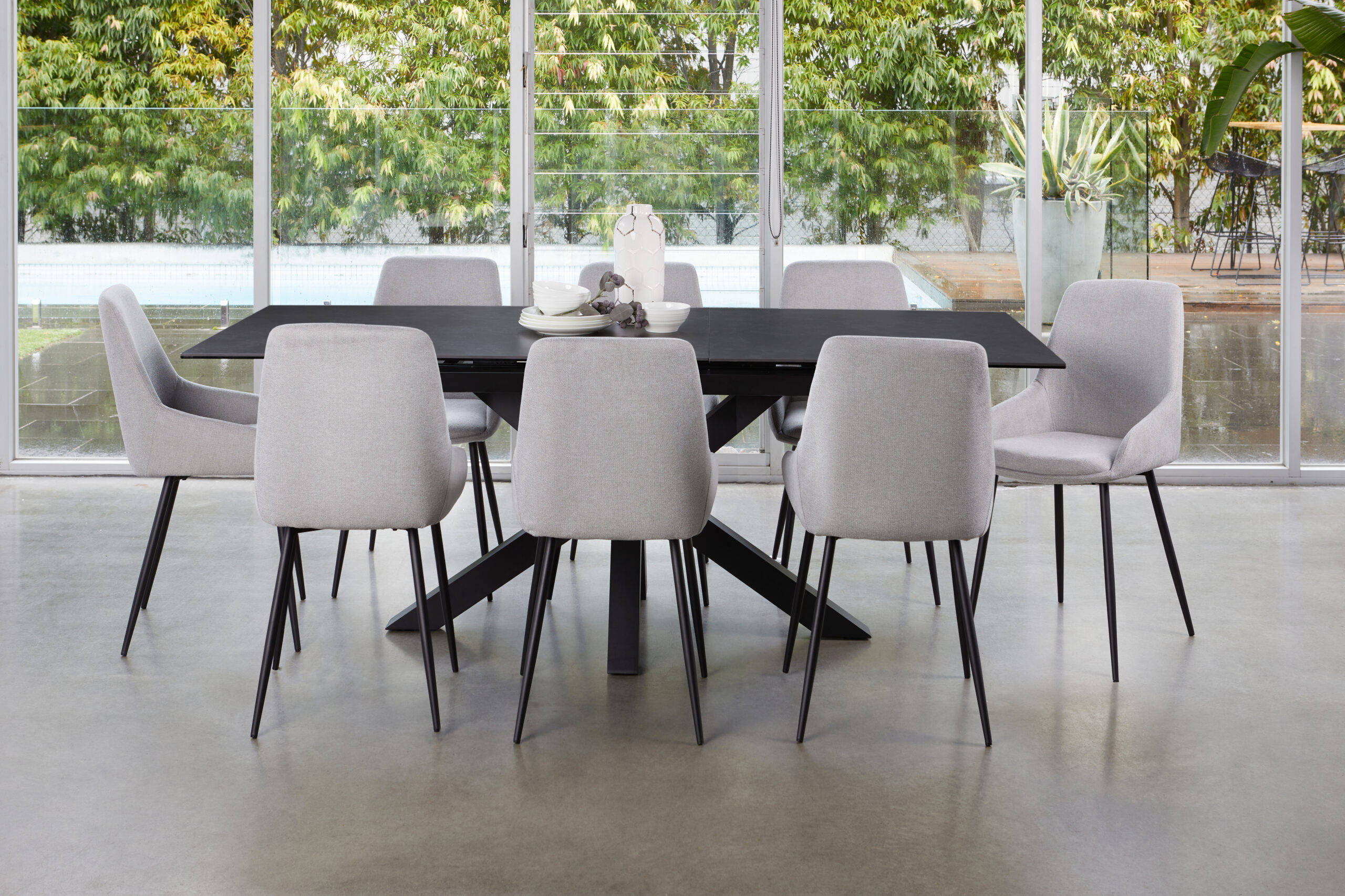 Venetti Extension Dining Table Blizzard Ceramic
